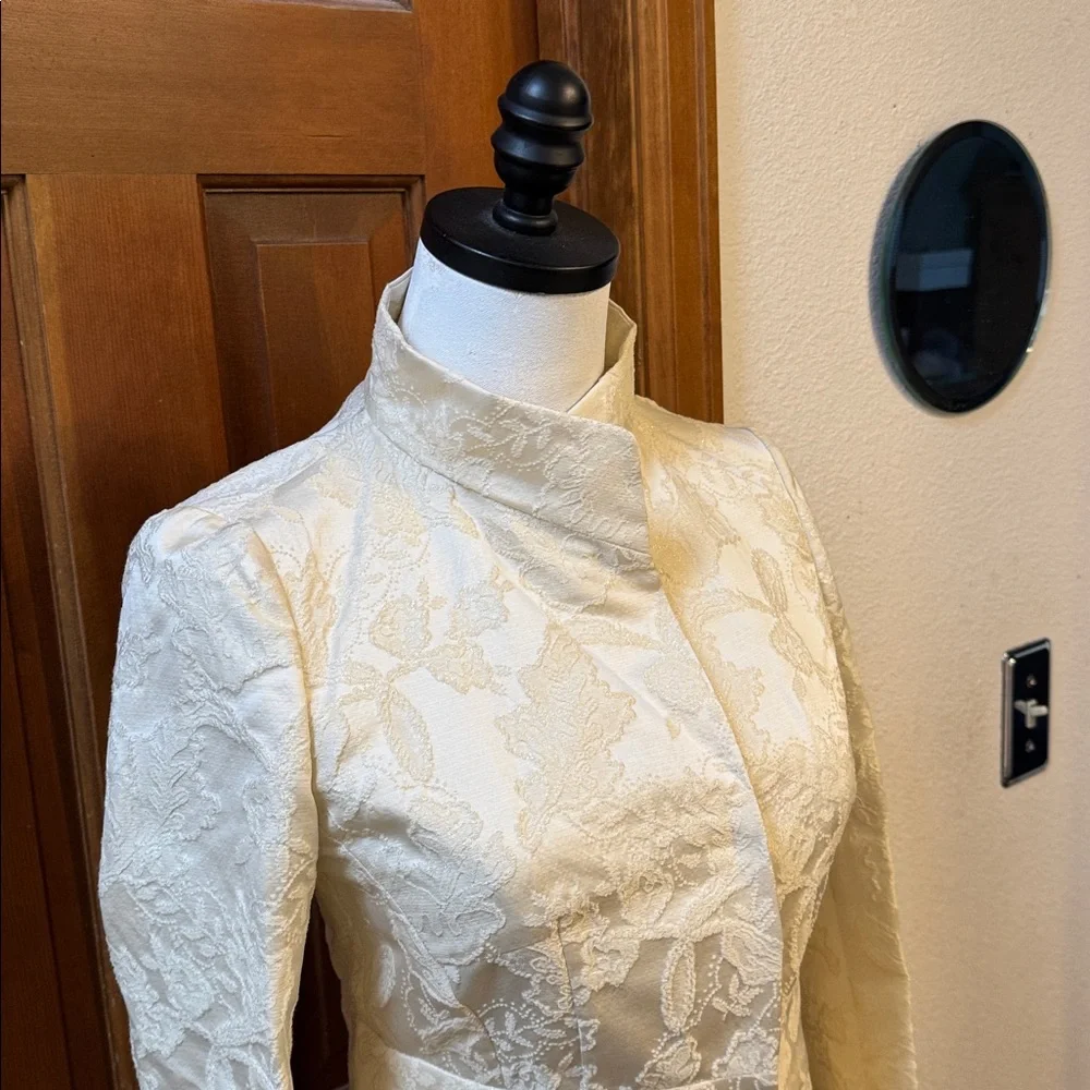 PRICE FIRM NWT Valentino Roma Beige Textured Blazer & Skirt Set Size 40|4 - Picture 10 of 13